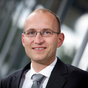 headshot-andreas-bley-metralabs
