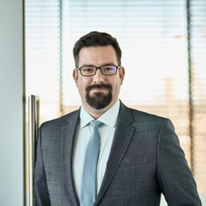 headshot-dominik-boesl2